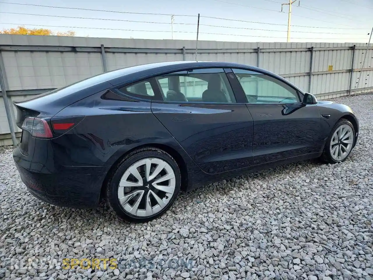 3 Photograph of a damaged car 5YJ3E1EA5NF370603 TESLA MODEL 3 2022