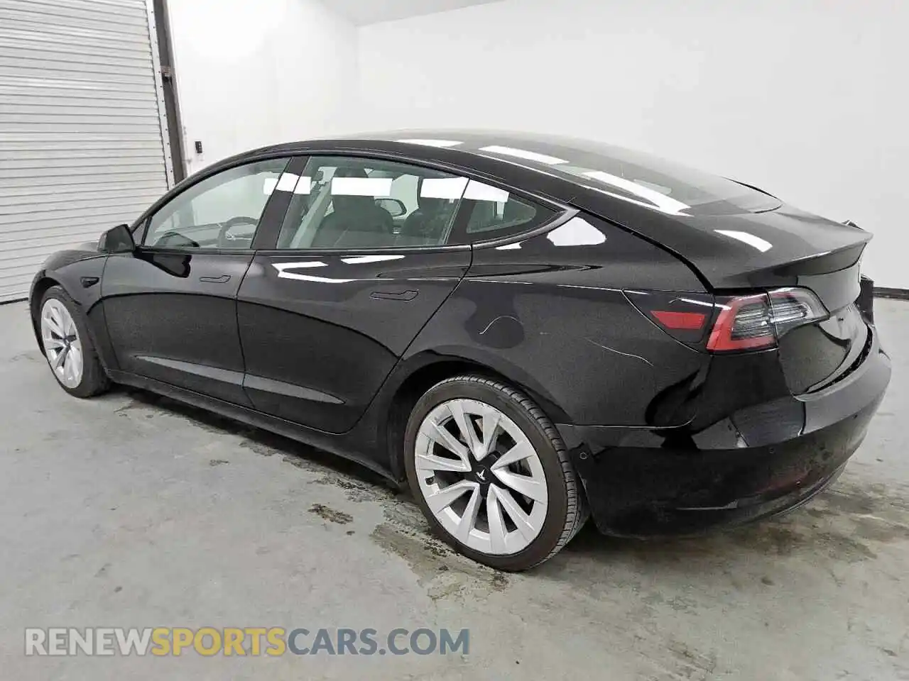 2 Photograph of a damaged car 5YJ3E1EA5NF372092 TESLA MODEL 3 2022