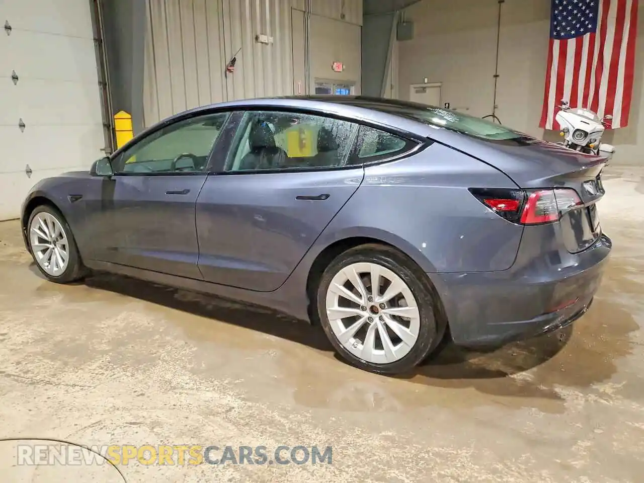 2 Photograph of a damaged car 5YJ3E1EA5NF372125 TESLA MODEL 3 2022