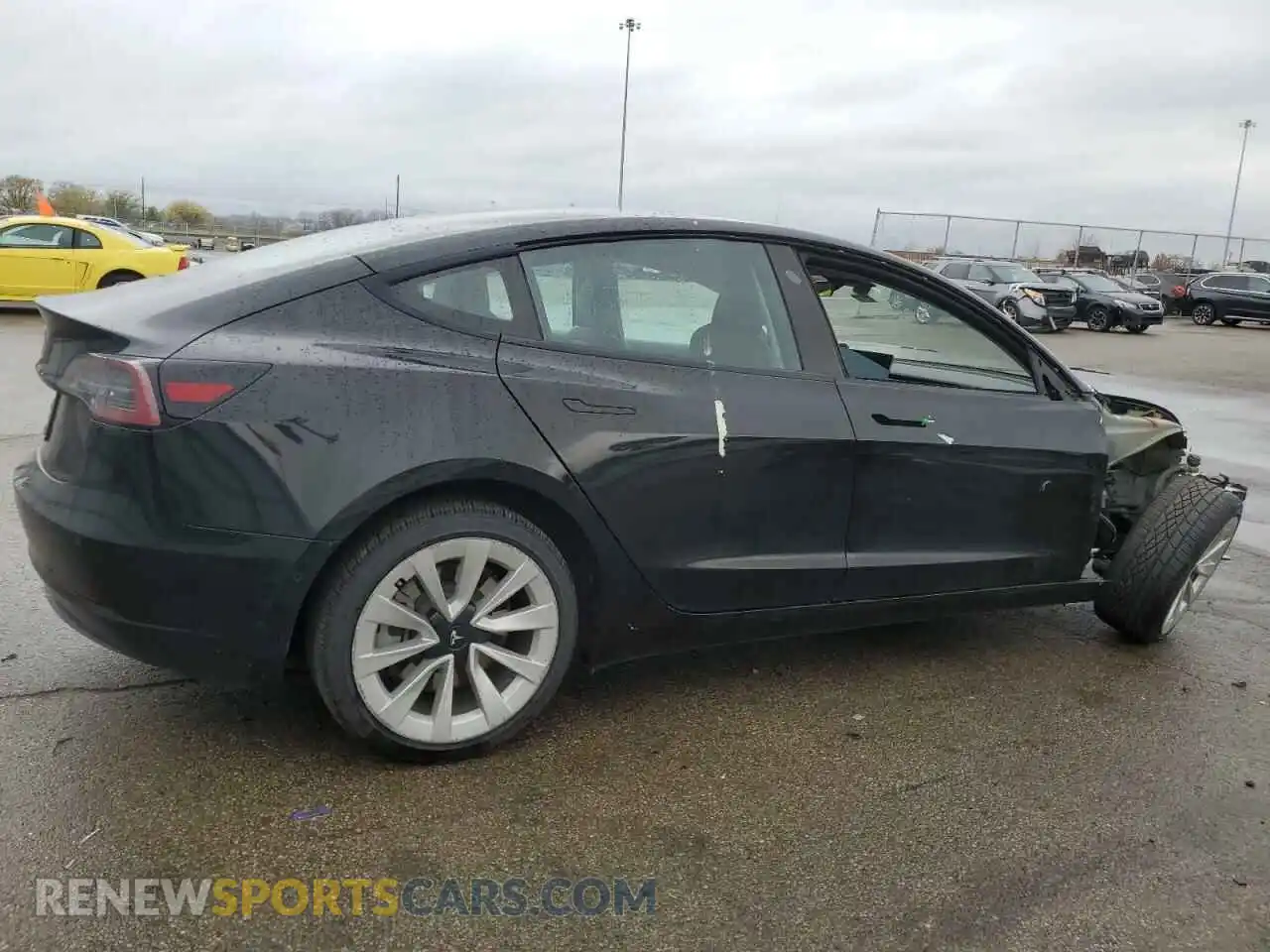 3 Photograph of a damaged car 5YJ3E1EA6NF187730 TESLA MODEL 3 2022
