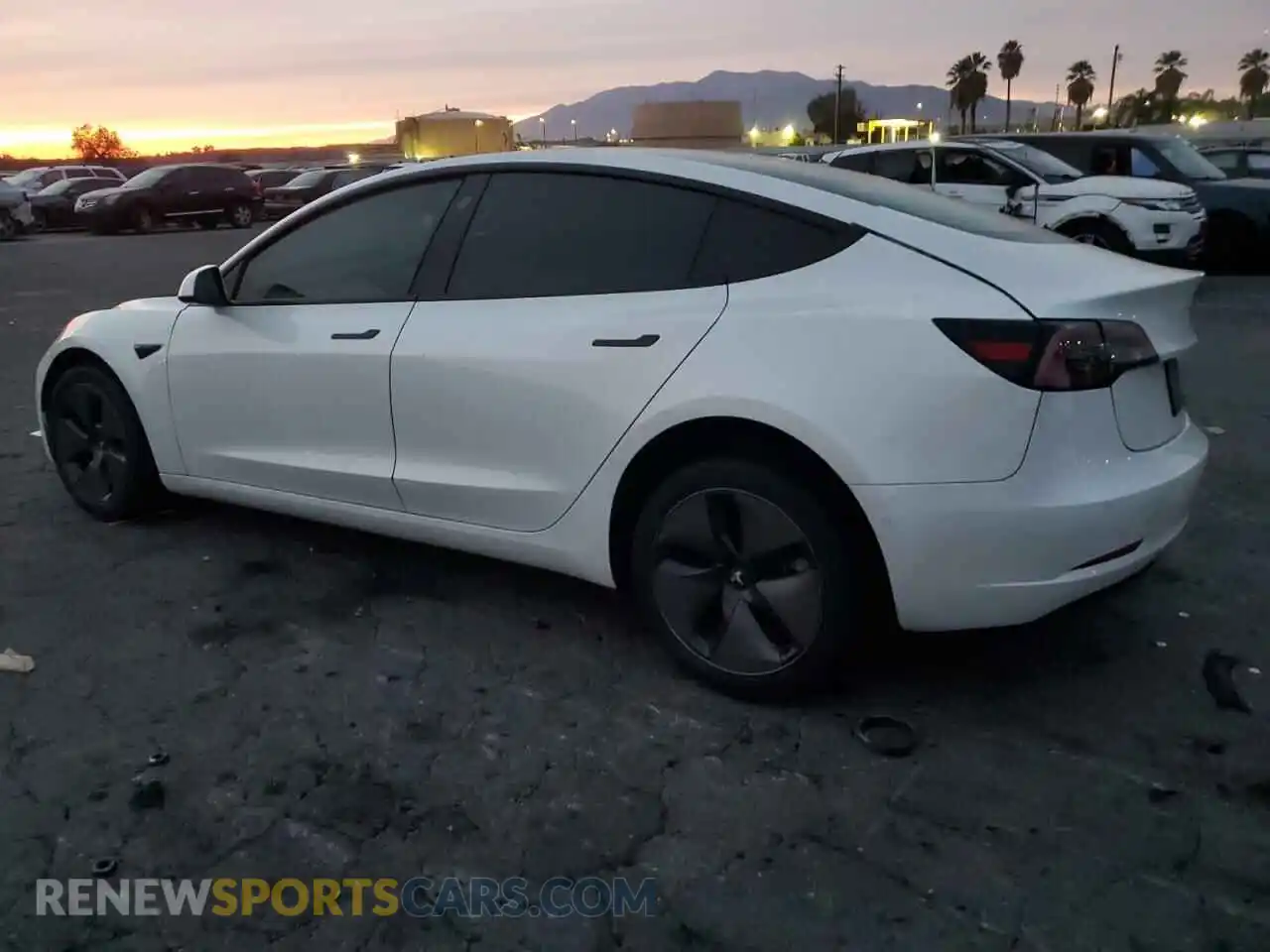 2 Photograph of a damaged car 5YJ3E1EA6NF237977 TESLA MODEL 3 2022