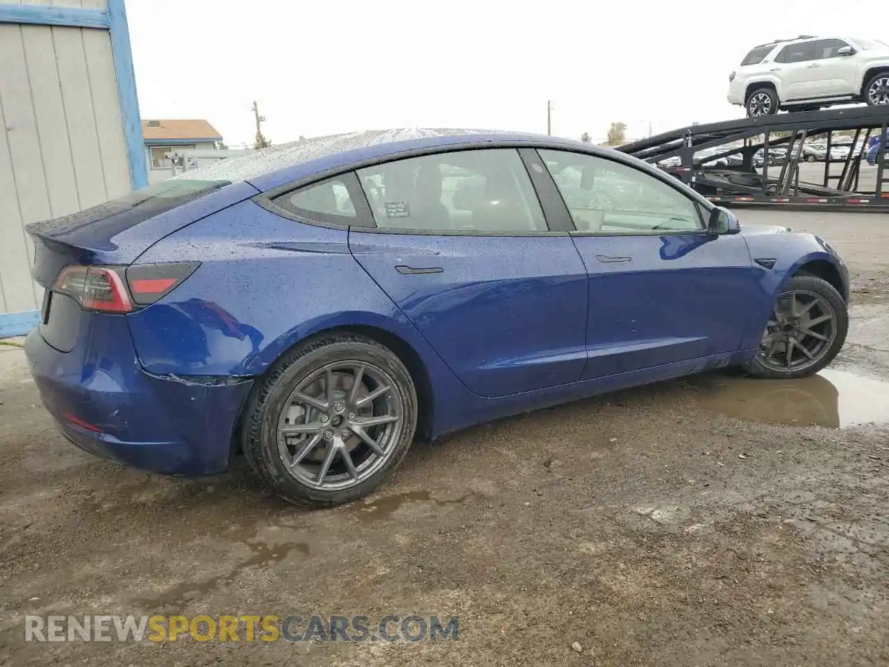 3 Photograph of a damaged car 5YJ3E1EA6NF291246 TESLA MODEL 3 2022