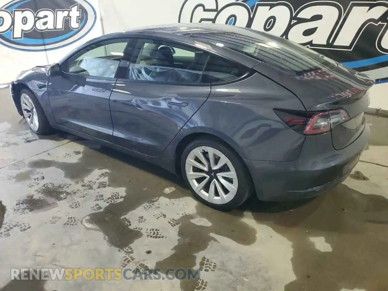 2 Photograph of a damaged car 5YJ3E1EA6NF304447 TESLA MODEL 3 2022