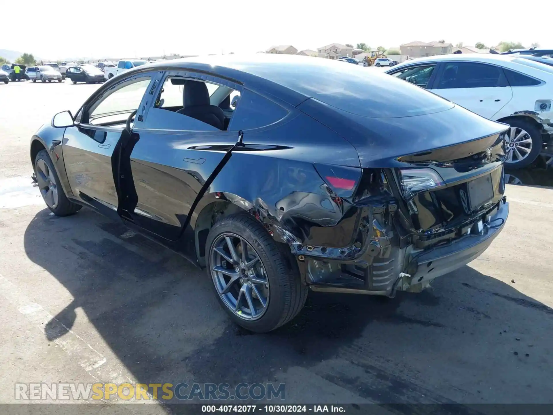3 Photograph of a damaged car 5YJ3E1EA6NF352191 TESLA MODEL 3 2022