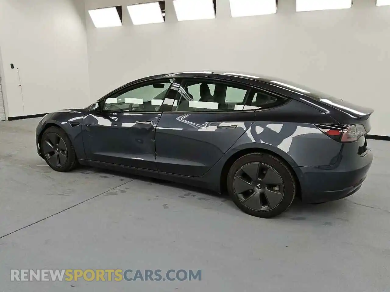 2 Photograph of a damaged car 5YJ3E1EA6NF372151 TESLA MODEL 3 2022