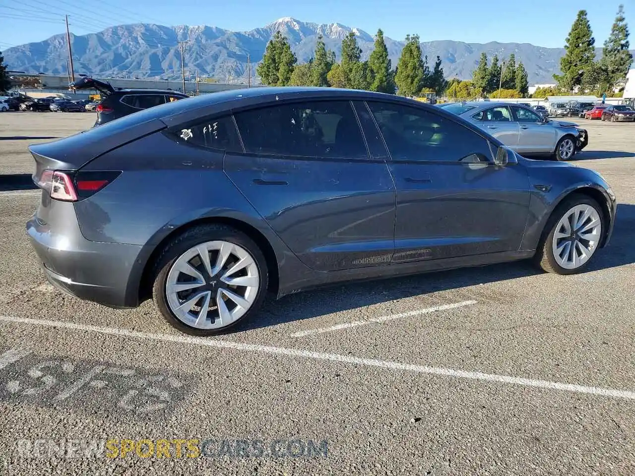 3 Photograph of a damaged car 5YJ3E1EA6NF374837 TESLA MODEL 3 2022