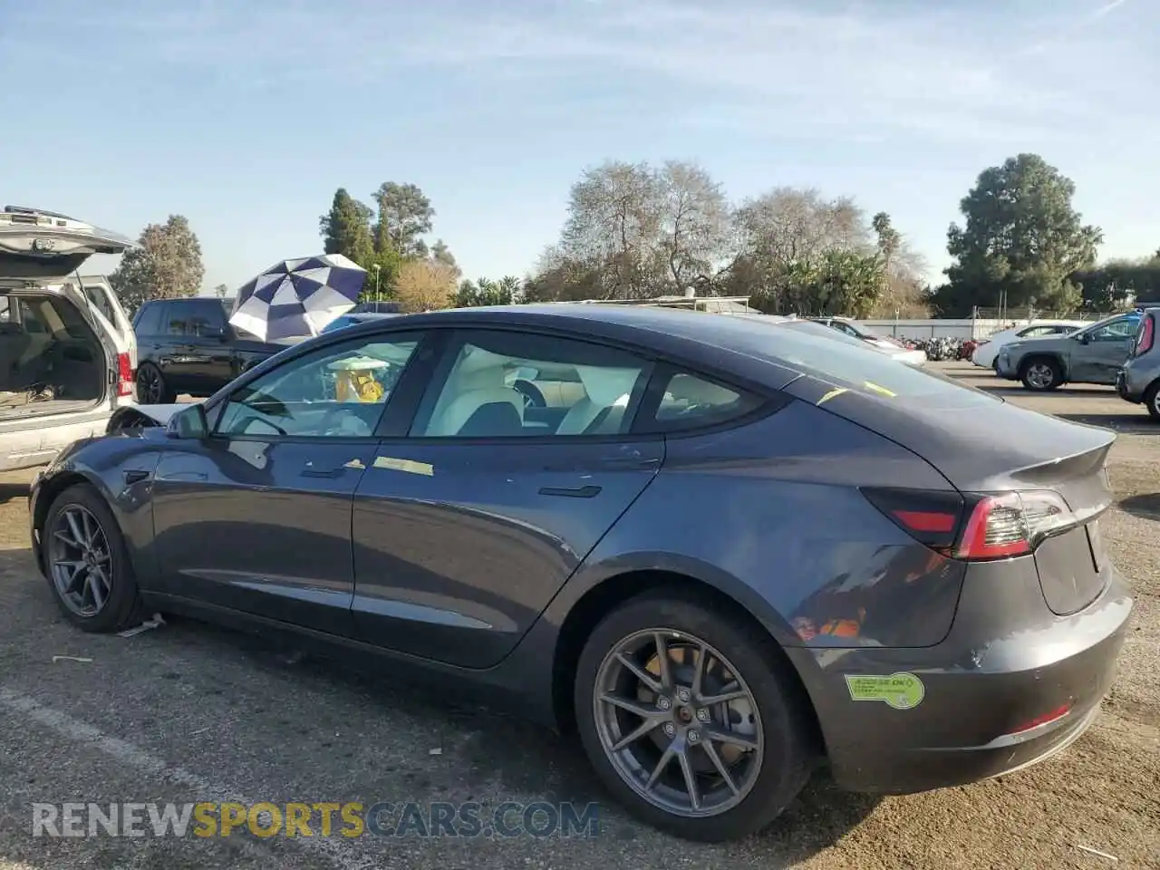 2 Photograph of a damaged car 5YJ3E1EA7NF322150 TESLA MODEL 3 2022