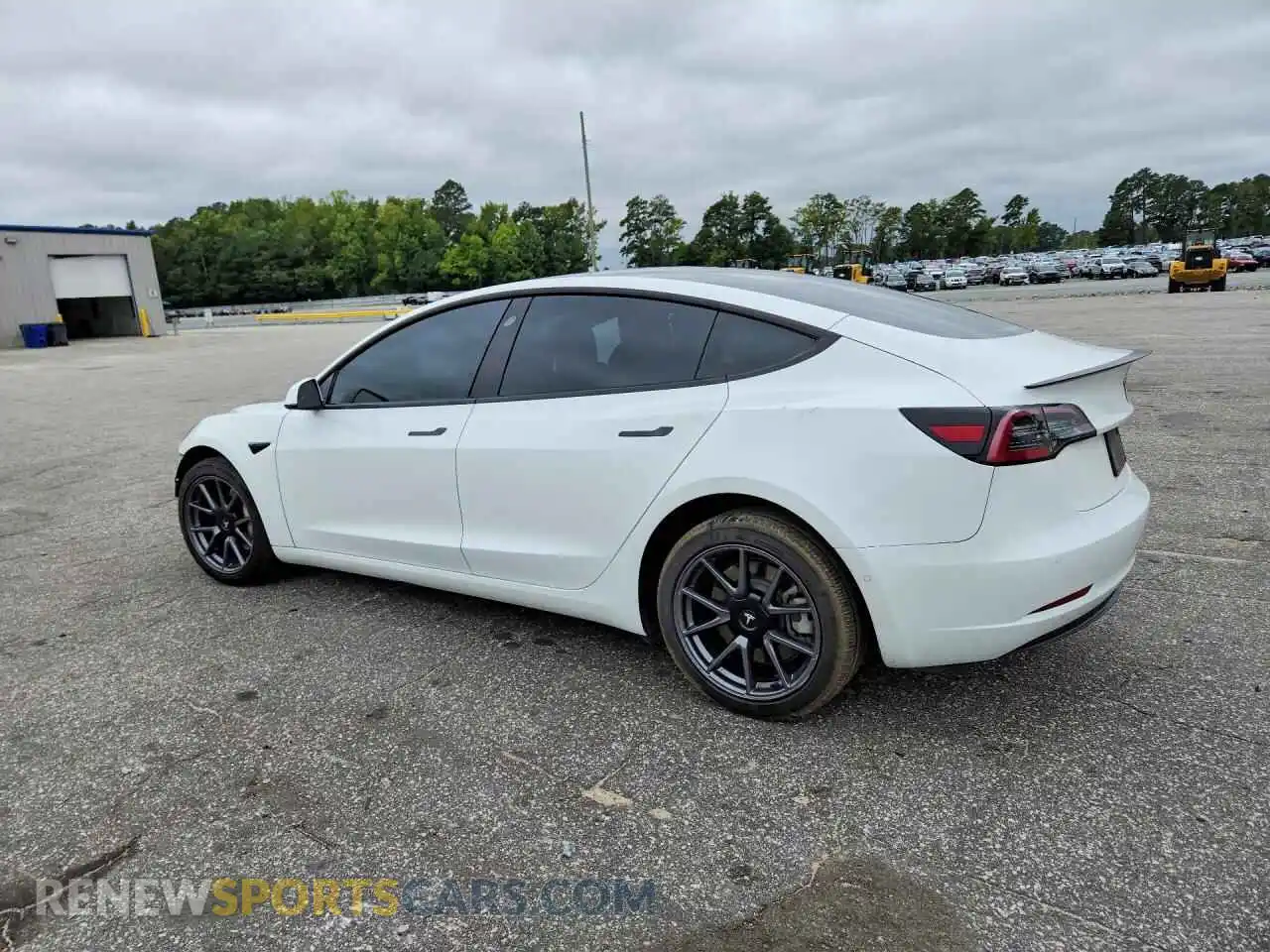 2 Photograph of a damaged car 5YJ3E1EA8NF102872 TESLA MODEL 3 2022