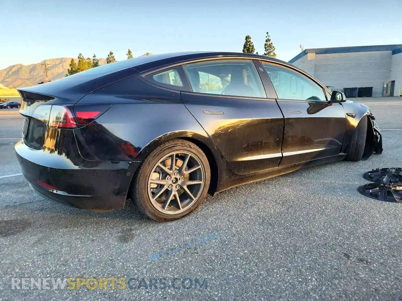 3 Фотография поврежденного автомобиля 5YJ3E1EA8NF147553 TESLA MODEL 3 2022