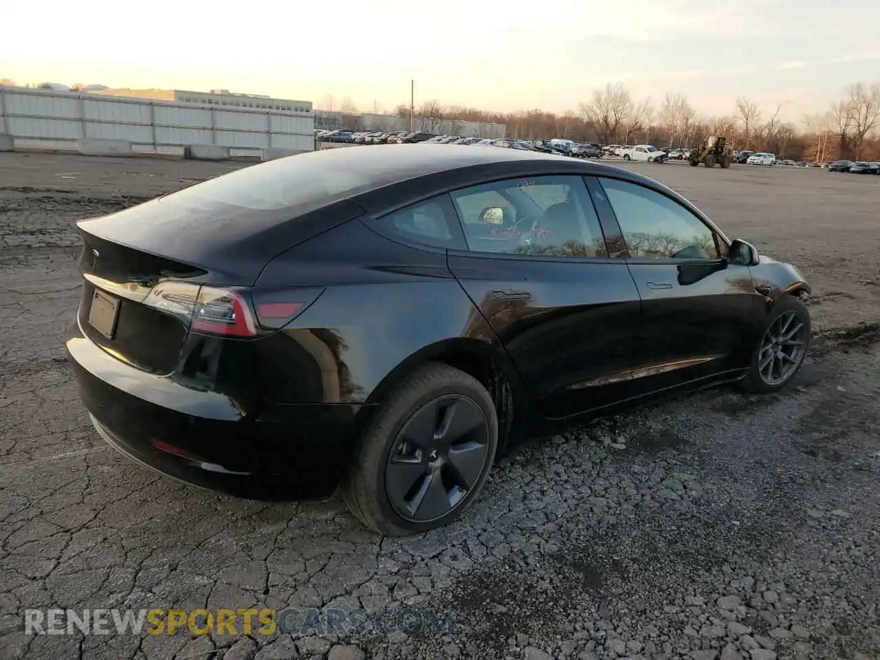 3 Photograph of a damaged car 5YJ3E1EA8NF188250 TESLA MODEL 3 2022