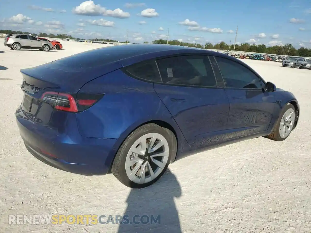 3 Photograph of a damaged car 5YJ3E1EA8NF190855 TESLA MODEL 3 2022