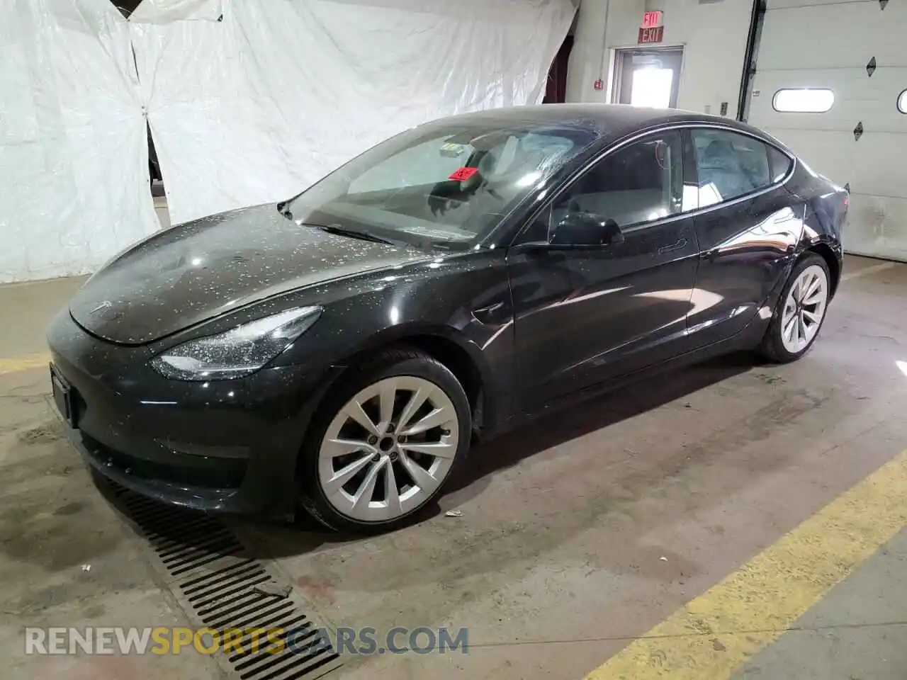 1 Photograph of a damaged car 5YJ3E1EA8NF286579 TESLA MODEL 3 2022