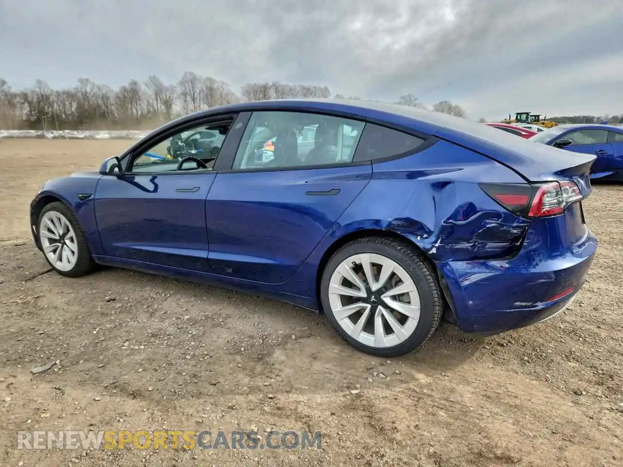 2 Photograph of a damaged car 5YJ3E1EA8NF289904 TESLA MODEL 3 2022