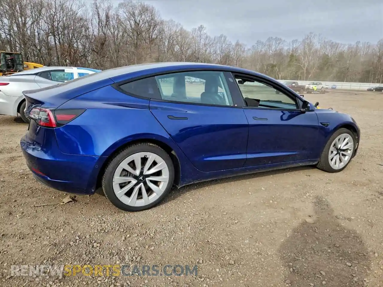 3 Photograph of a damaged car 5YJ3E1EA8NF289904 TESLA MODEL 3 2022
