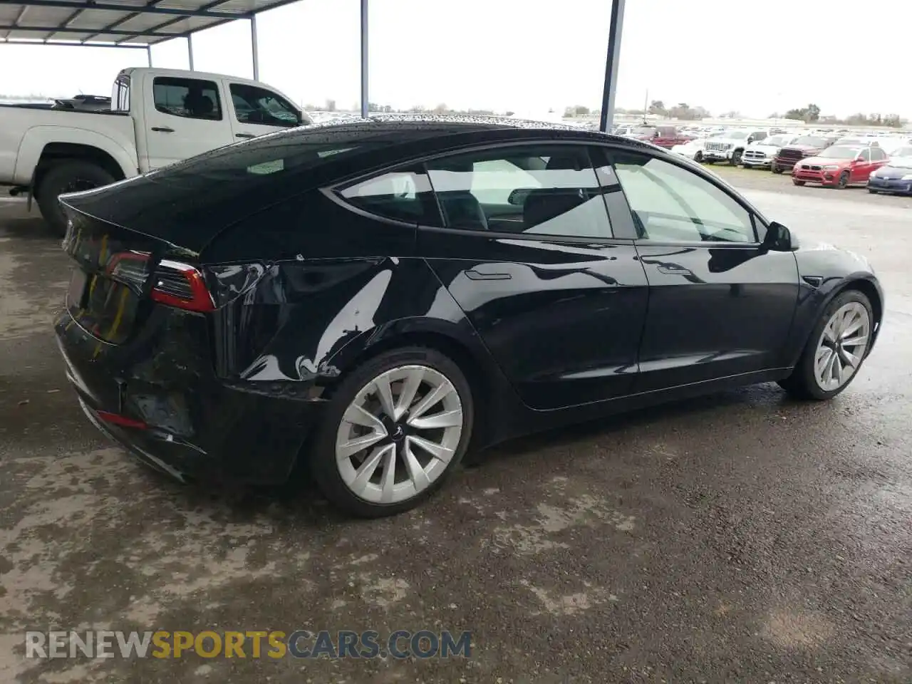 3 Photograph of a damaged car 5YJ3E1EA8NF304515 TESLA MODEL 3 2022