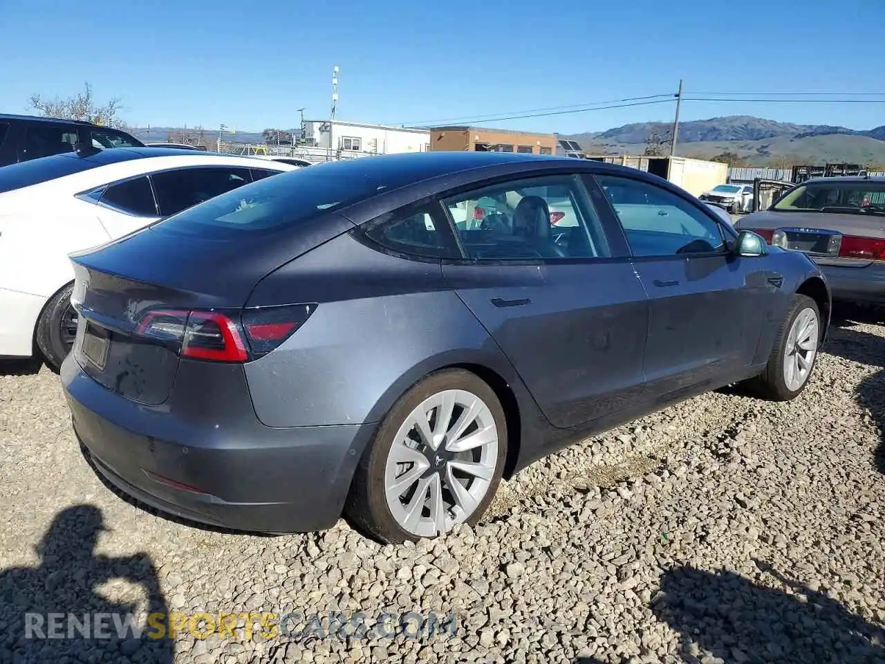 3 fotografías del automóvil dañado 5YJ3E1EA8NF327874 TESLA MODEL 3 2022