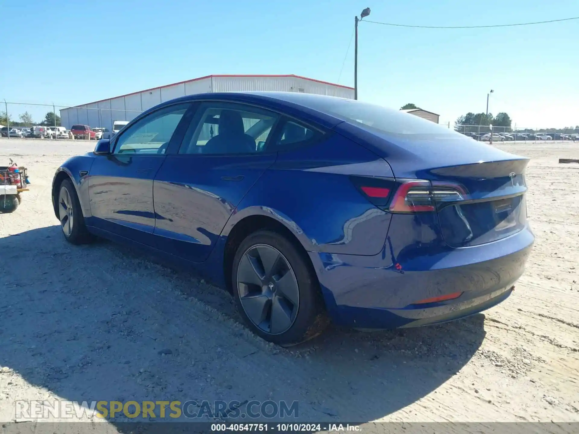 3 Photograph of a damaged car 5YJ3E1EA8NF331648 TESLA MODEL 3 2022