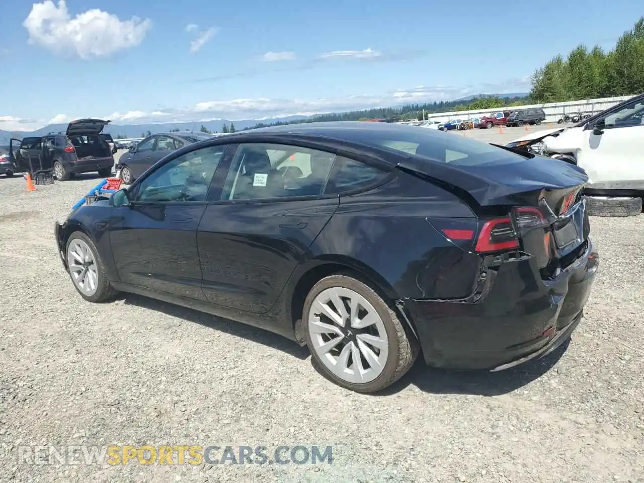 2 Фотография поврежденного автомобиля 5YJ3E1EA8NF368795 TESLA MODEL 3 2022