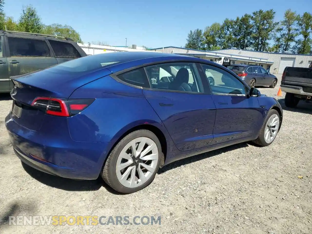 3 Photograph of a damaged car 5YJ3E1EA8NF369882 TESLA MODEL 3 2022