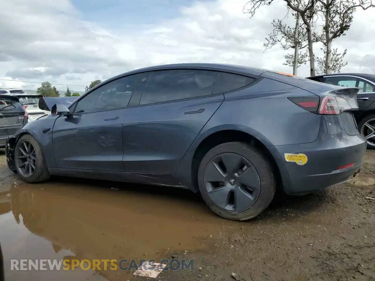 2 Photograph of a damaged car 5YJ3E1EA8NF376377 TESLA MODEL 3 2022