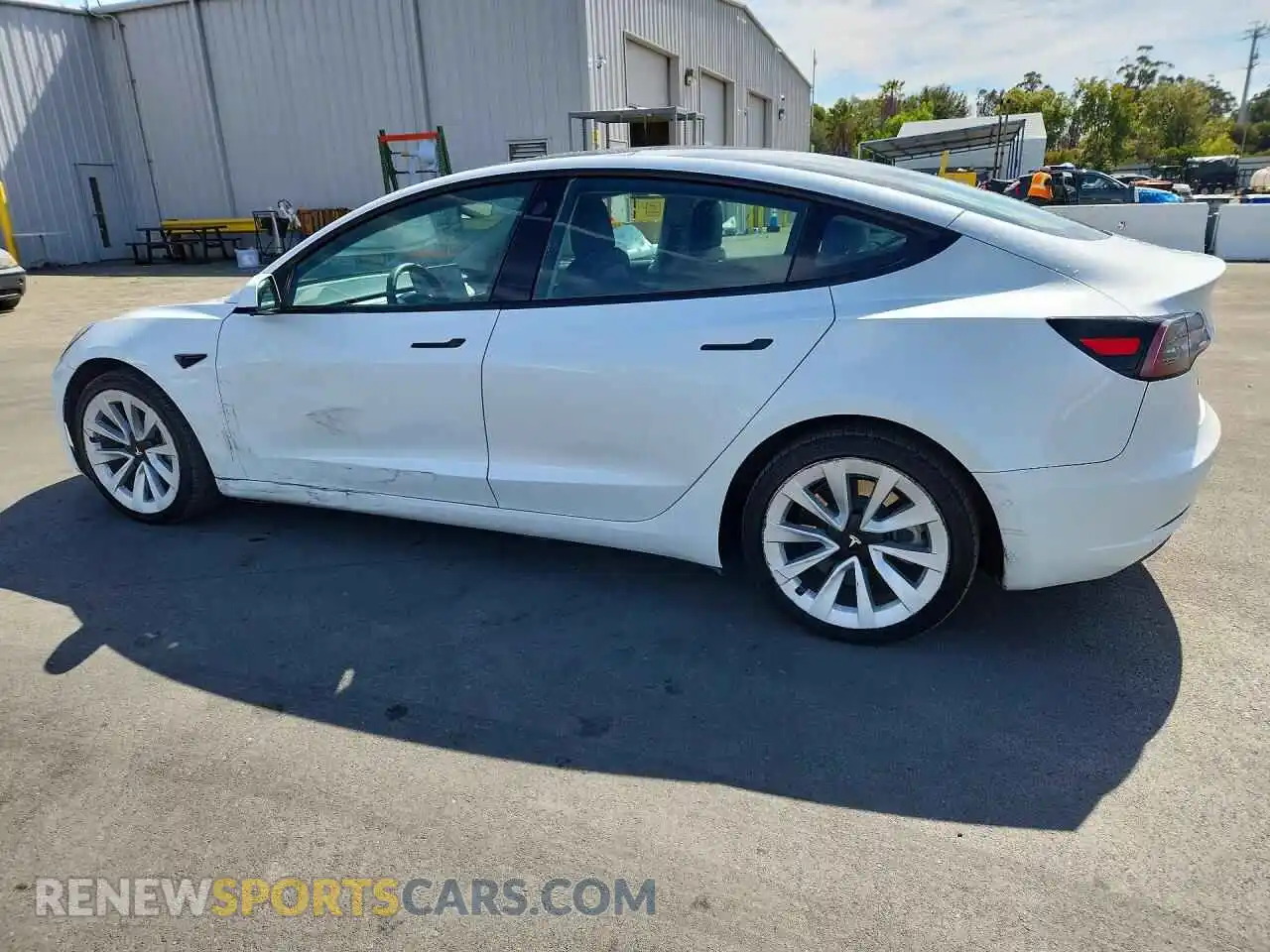 2 Photograph of a damaged car 5YJ3E1EA9NF190525 TESLA MODEL 3 2022