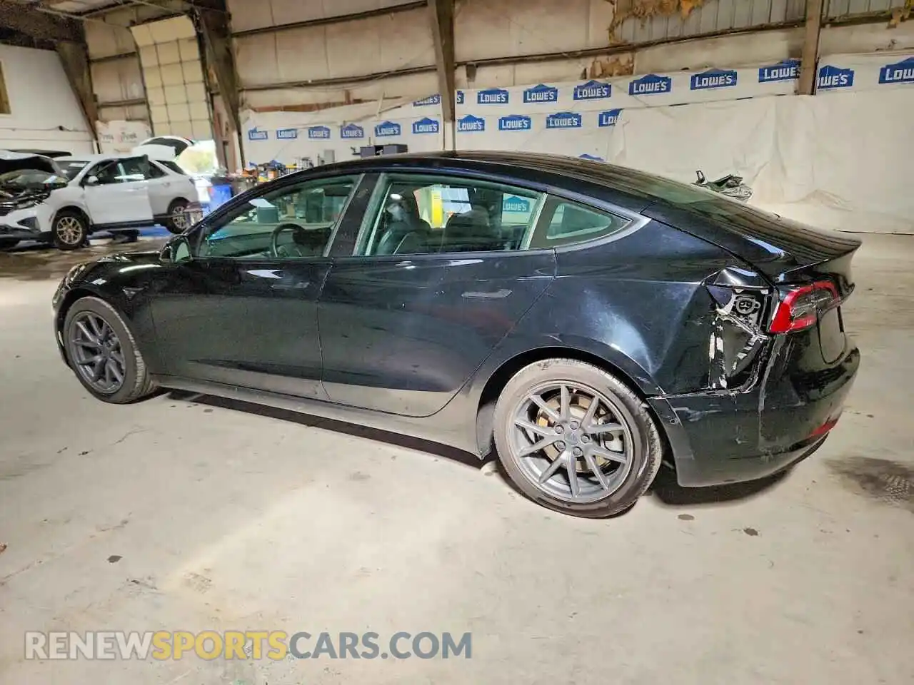 2 Photograph of a damaged car 5YJ3E1EA9NF286199 TESLA MODEL 3 2022