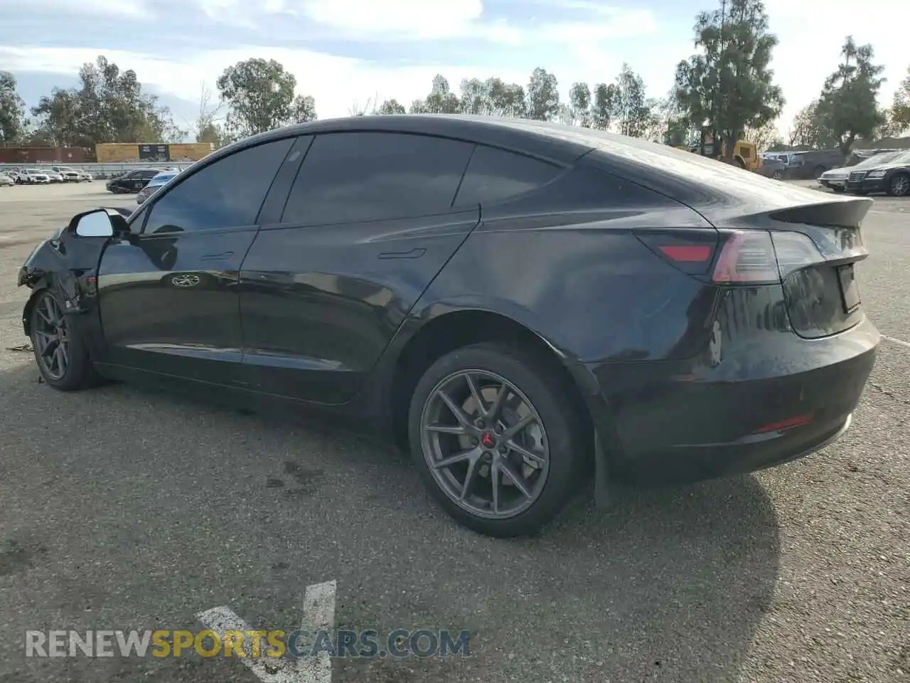 2 Photograph of a damaged car 5YJ3E1EA9NF318715 TESLA MODEL 3 2022