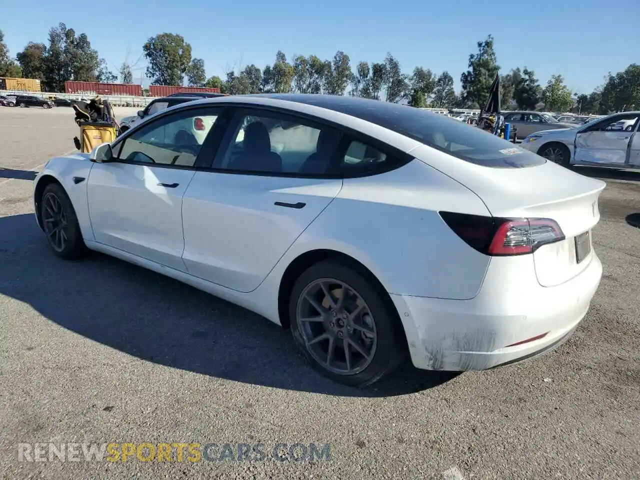 2 Photograph of a damaged car 5YJ3E1EA9NF329634 TESLA MODEL 3 2022