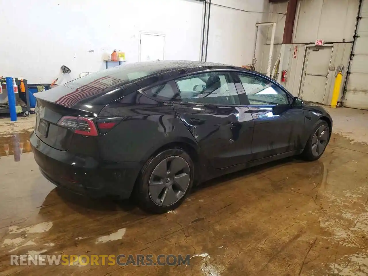 3 Photograph of a damaged car 5YJ3E1EA9NF368501 TESLA MODEL 3 2022