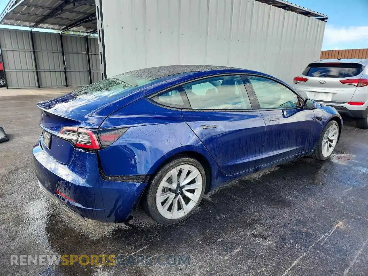 3 Photograph of a damaged car 5YJ3E1EA9NF368644 TESLA MODEL 3 2022
