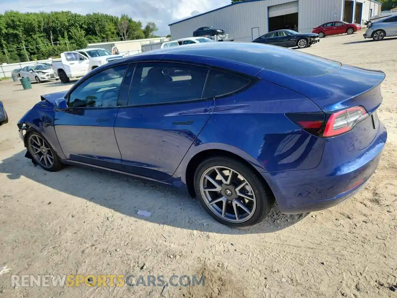 2 Photograph of a damaged car 5YJ3E1EA9NF372175 TESLA MODEL 3 2022