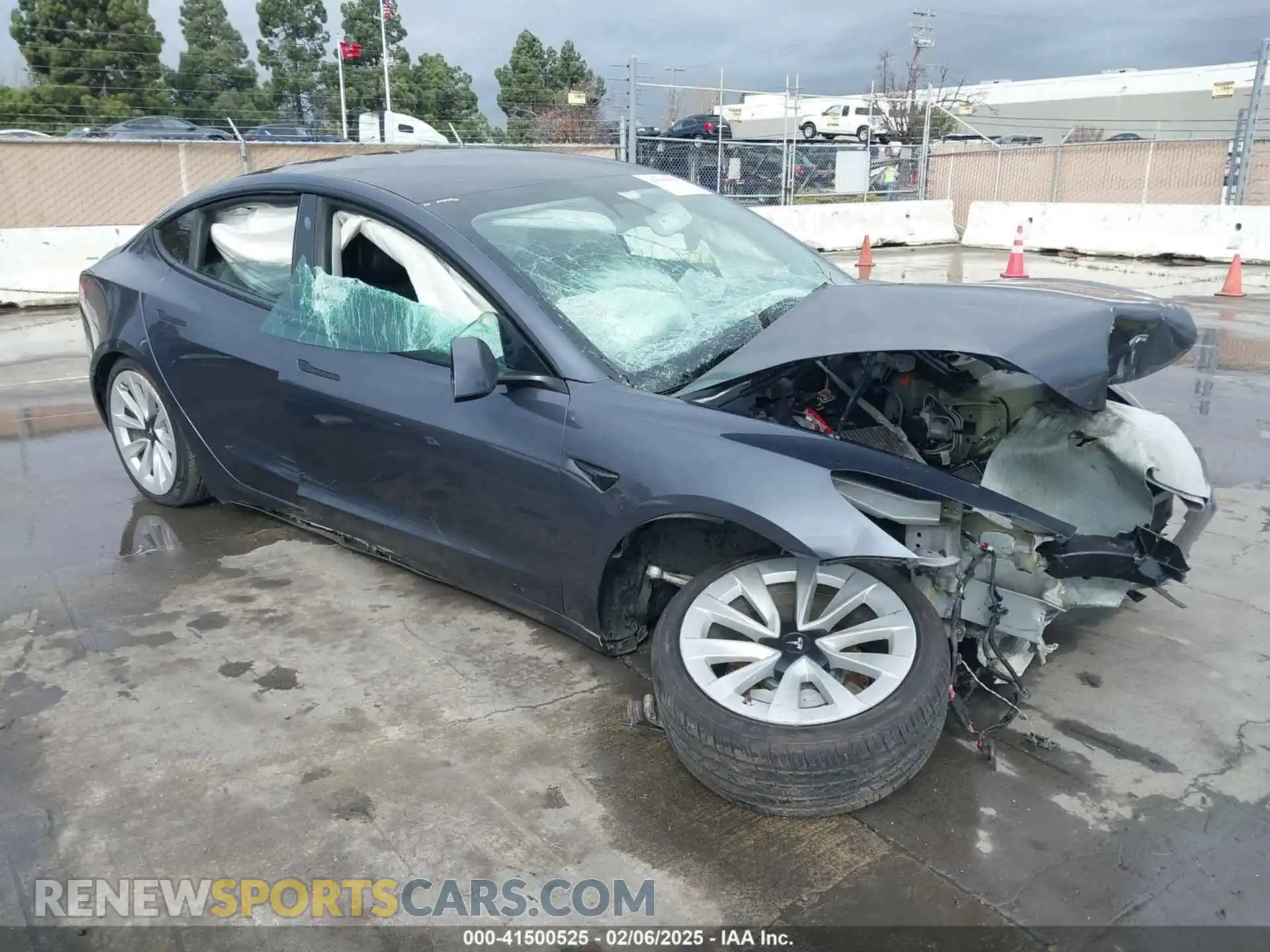 1 Фотография поврежденного автомобиля 5YJ3E1EAXNF142967 TESLA MODEL 3 2022