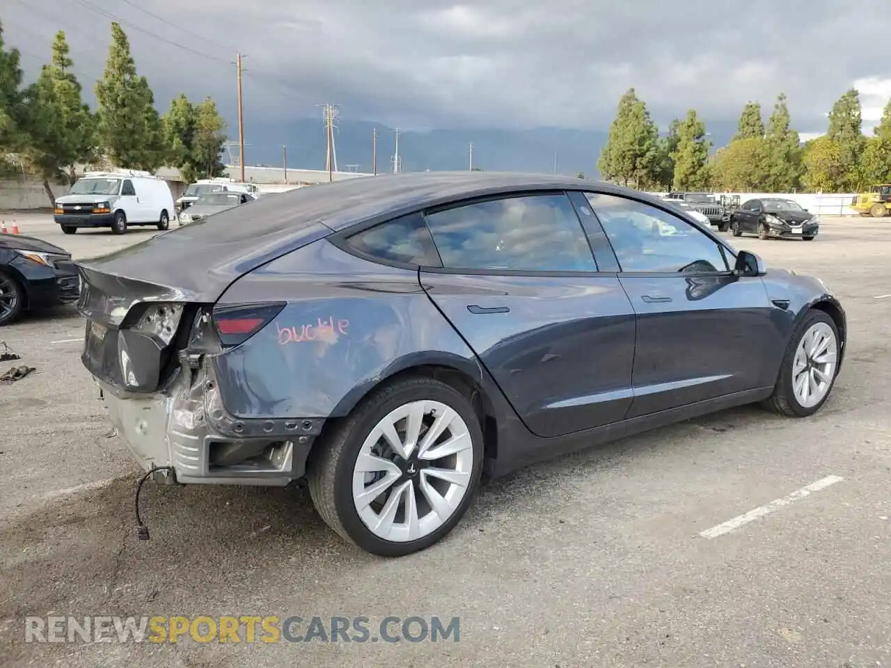 3 Photograph of a damaged car 5YJ3E1EAXNF232152 TESLA MODEL 3 2022