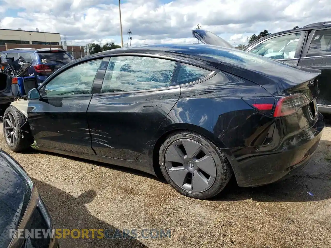 2 Photograph of a damaged car 5YJ3E1EAXNF287572 TESLA MODEL 3 2022
