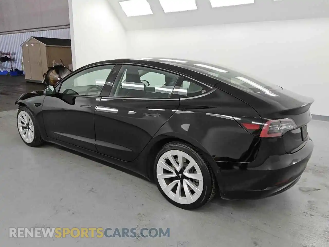 2 Photograph of a damaged car 5YJ3E1EAXNF304418 TESLA MODEL 3 2022