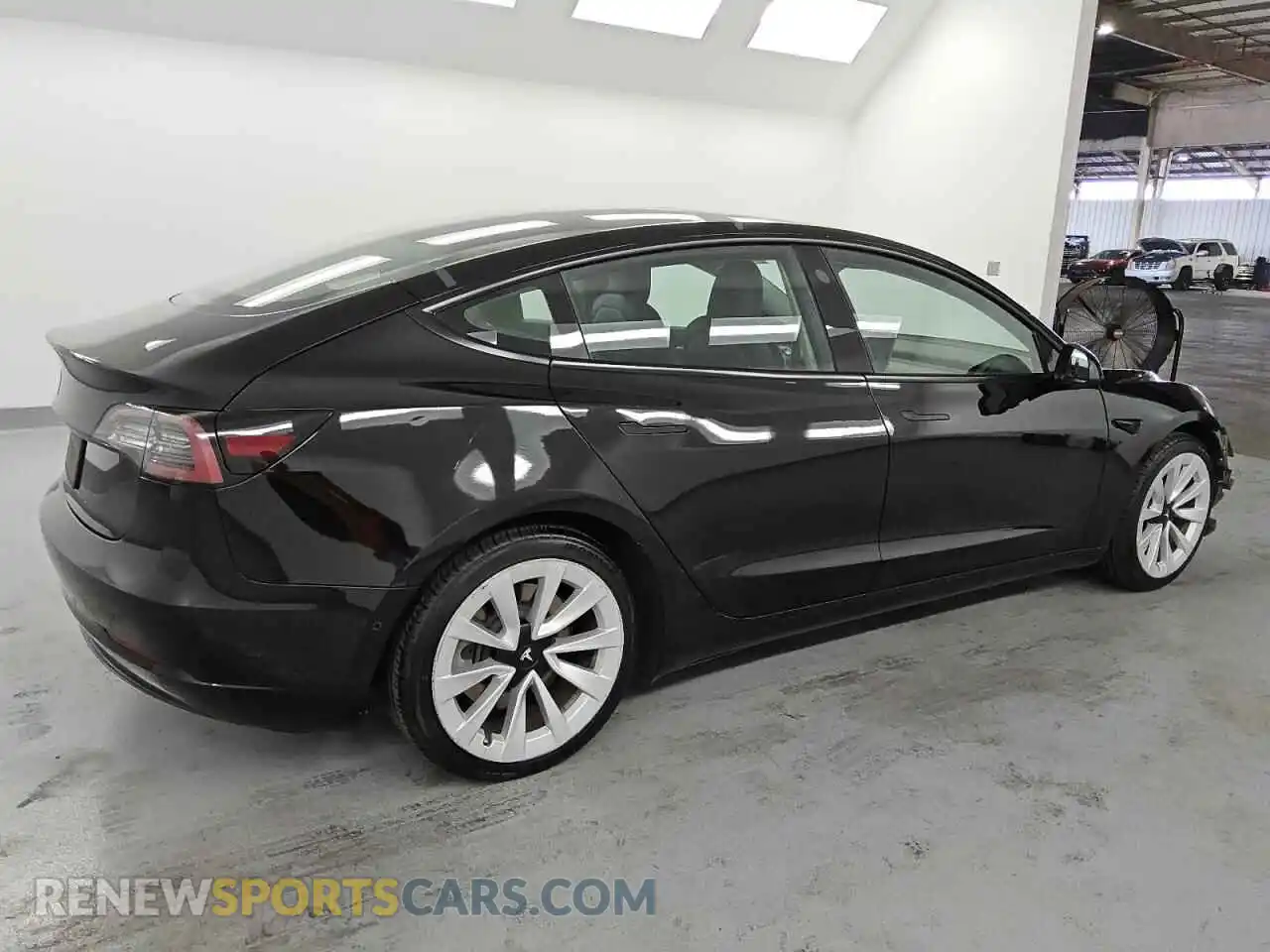 3 Photograph of a damaged car 5YJ3E1EAXNF304418 TESLA MODEL 3 2022