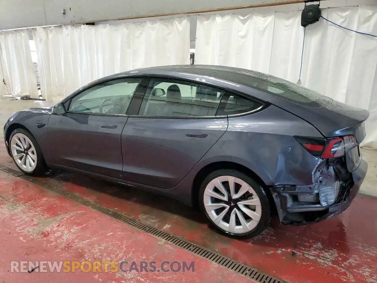 2 Photograph of a damaged car 5YJ3E1EAXNF369690 TESLA MODEL 3 2022