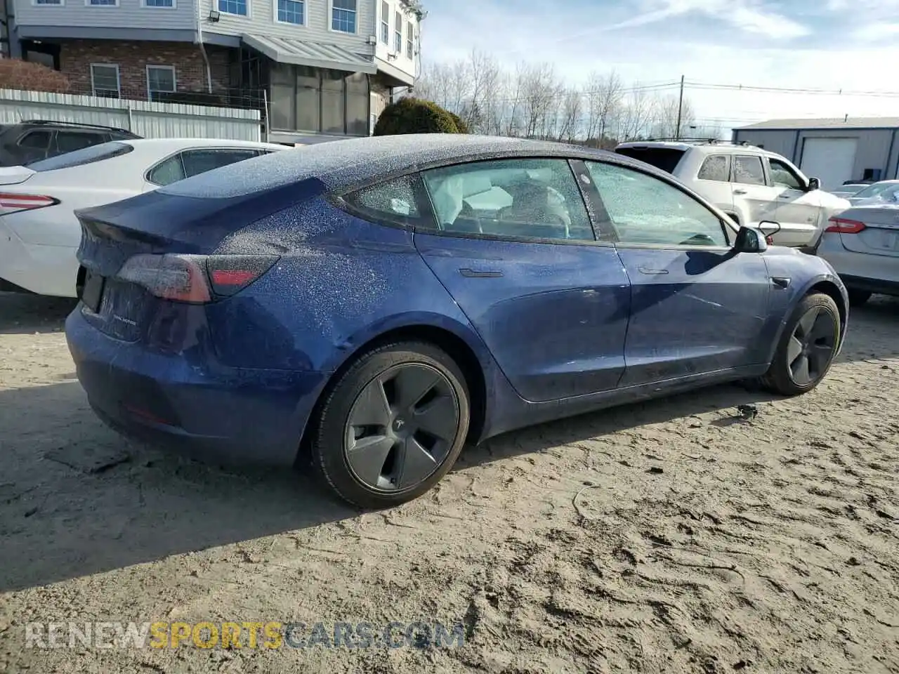 3 Photograph of a damaged car 5YJ3E1EB0NF103121 TESLA MODEL 3 2022