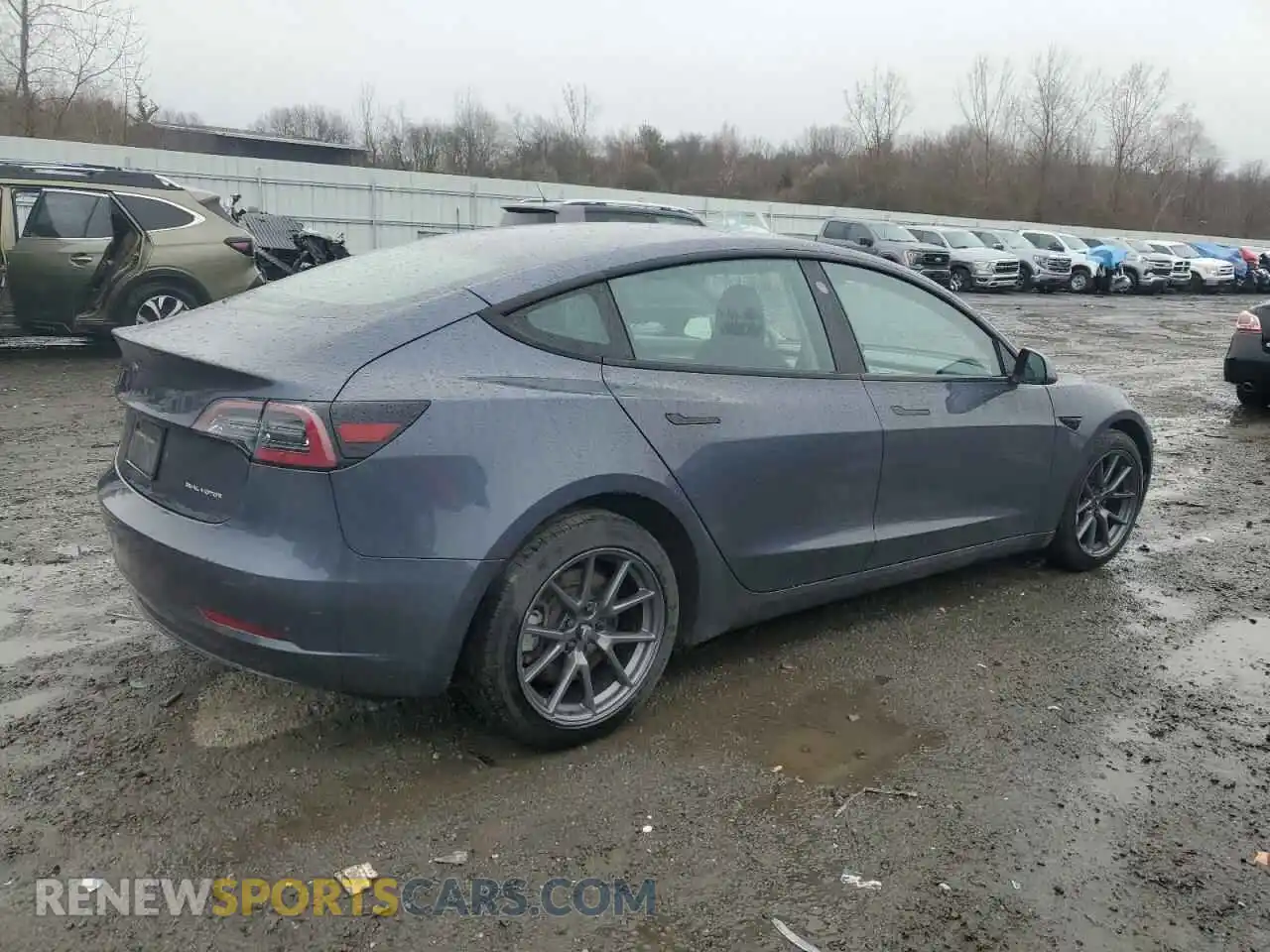3 Photograph of a damaged car 5YJ3E1EB0NF120016 TESLA MODEL 3 2022