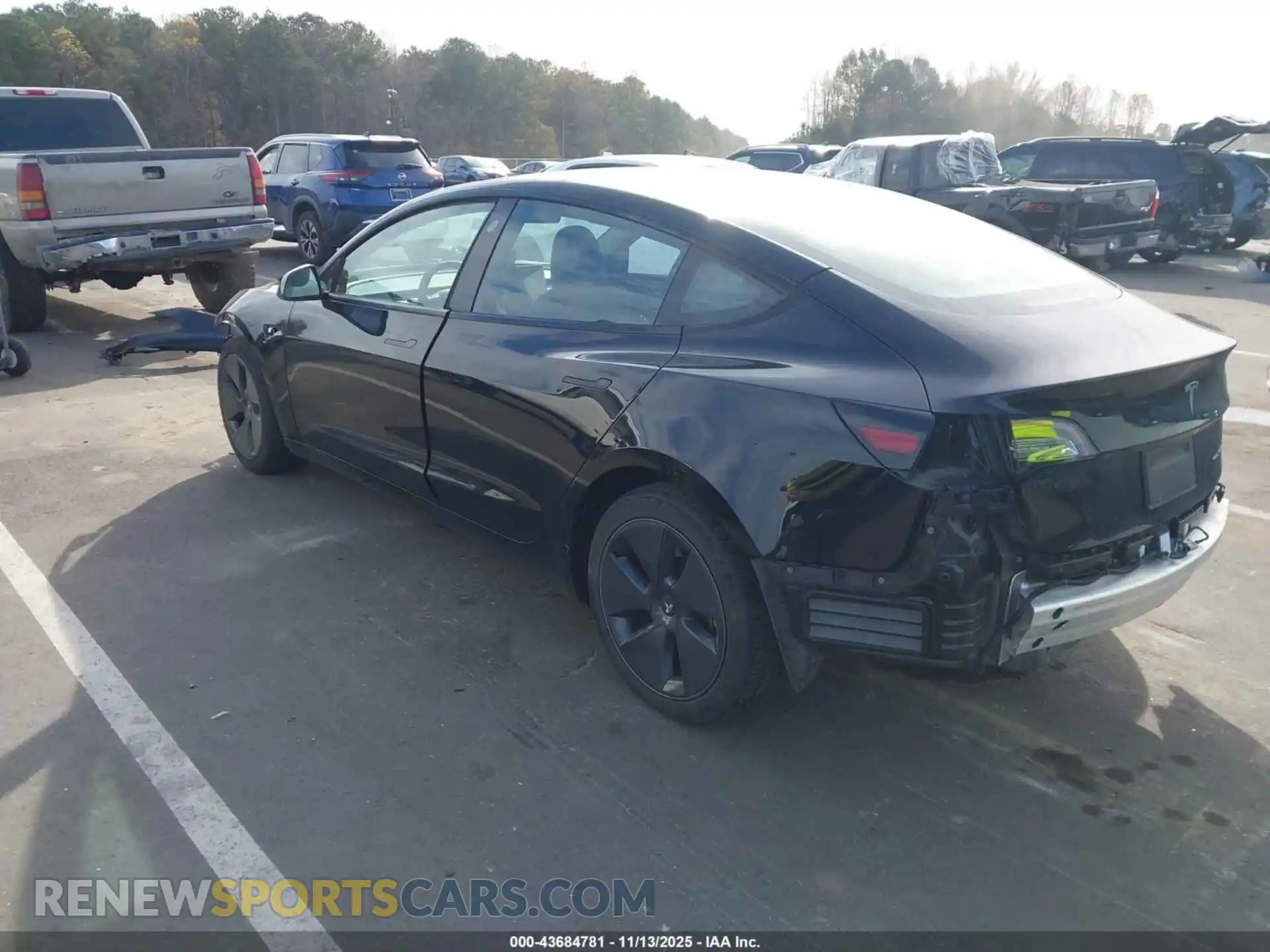 3 fotografías del automóvil dañado 5YJ3E1EB0NF124955 TESLA MODEL 3 2022