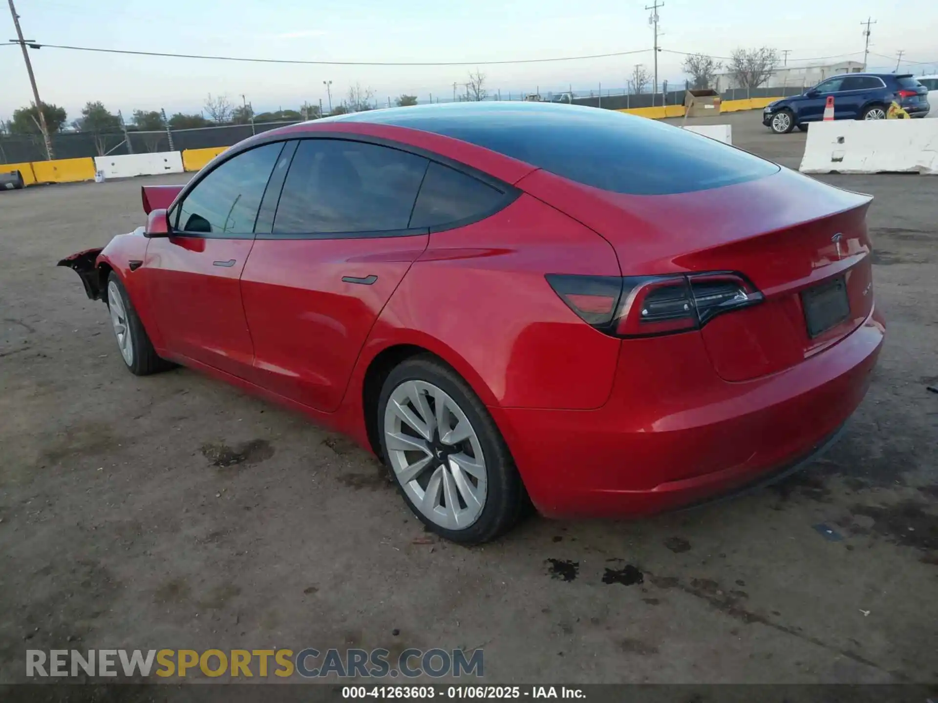 3 Photograph of a damaged car 5YJ3E1EB0NF130156 TESLA MODEL 3 2022