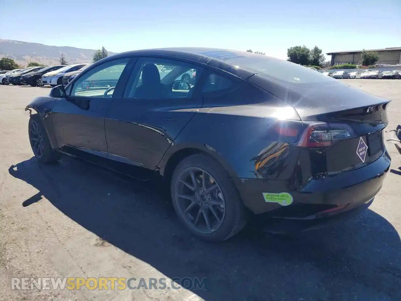 2 Фотография поврежденного автомобиля 5YJ3E1EB0NF136135 TESLA MODEL 3 2022