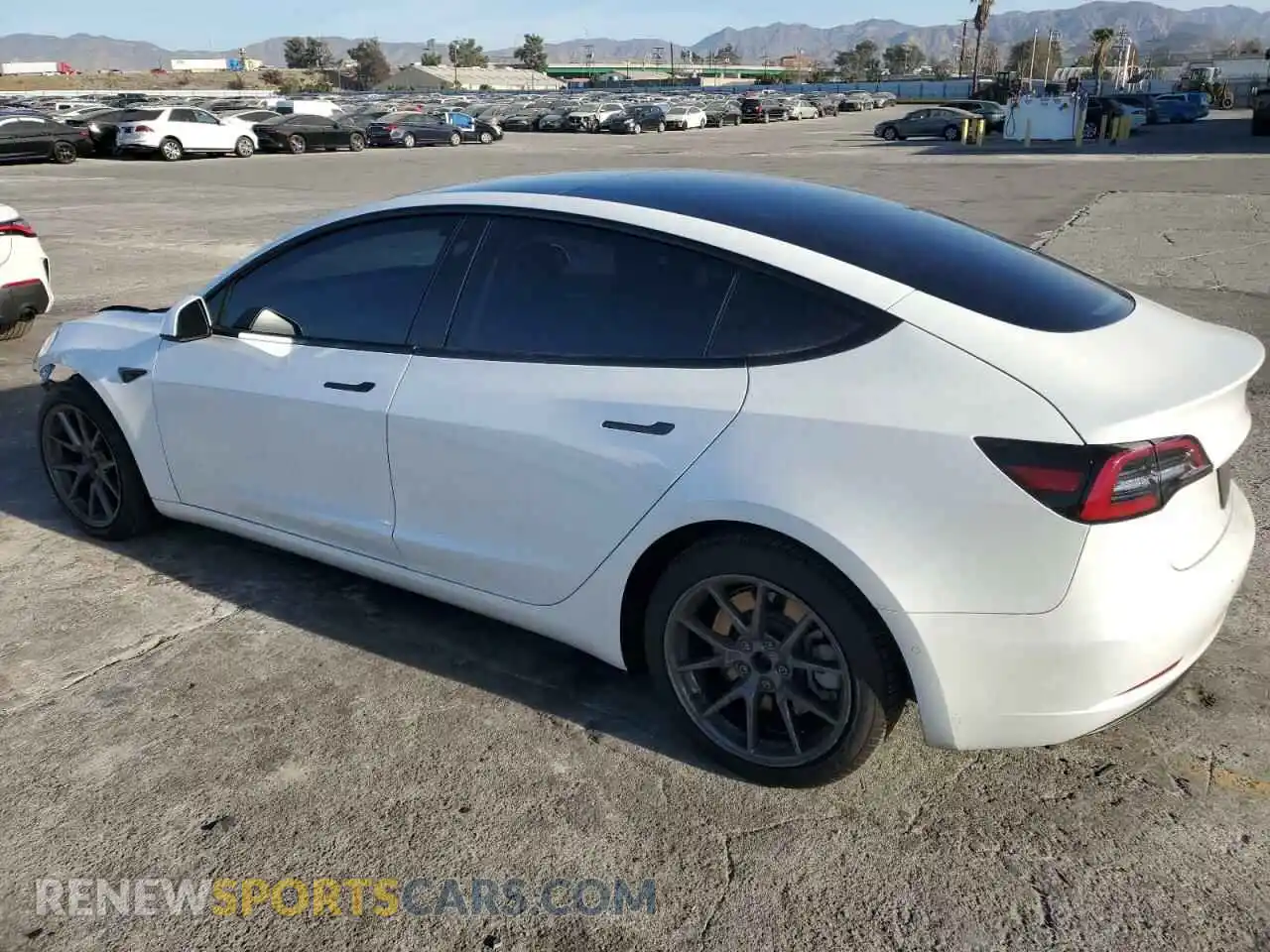 2 Photograph of a damaged car 5YJ3E1EB0NF138970 TESLA MODEL 3 2022
