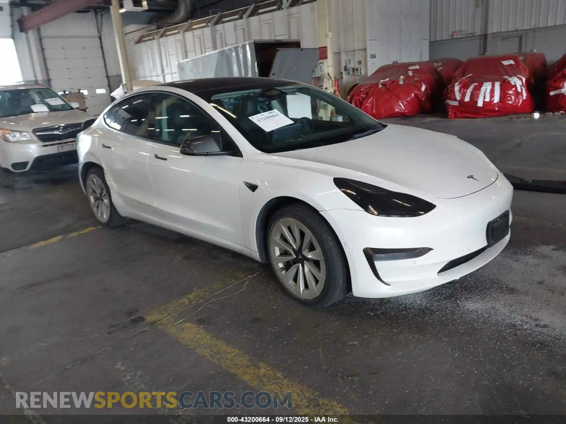 1 Photograph of a damaged car 5YJ3E1EB0NF143943 TESLA MODEL 3 2022