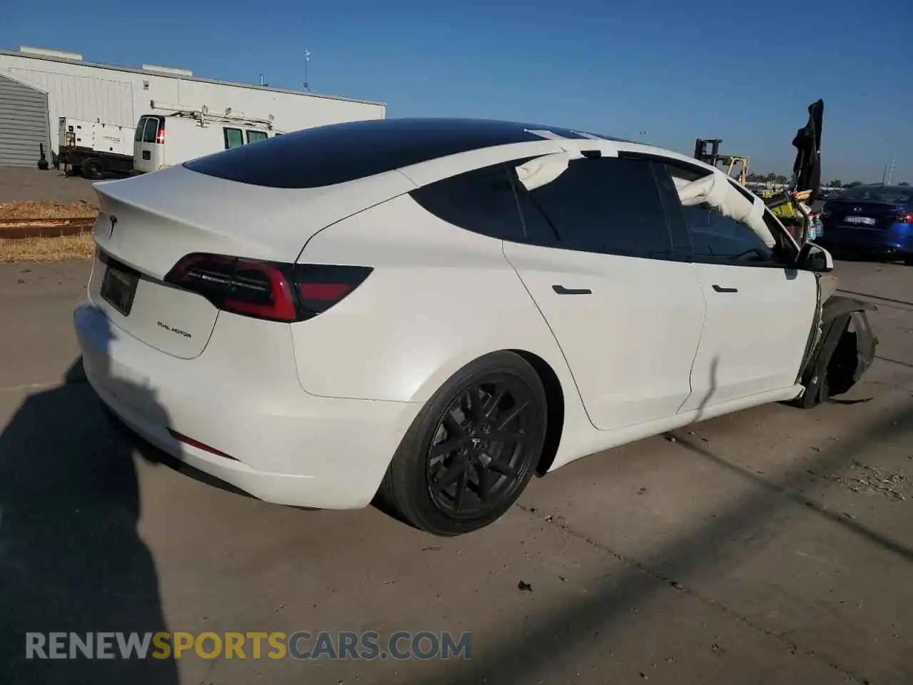 3 Photograph of a damaged car 5YJ3E1EB0NF181494 TESLA MODEL 3 2022