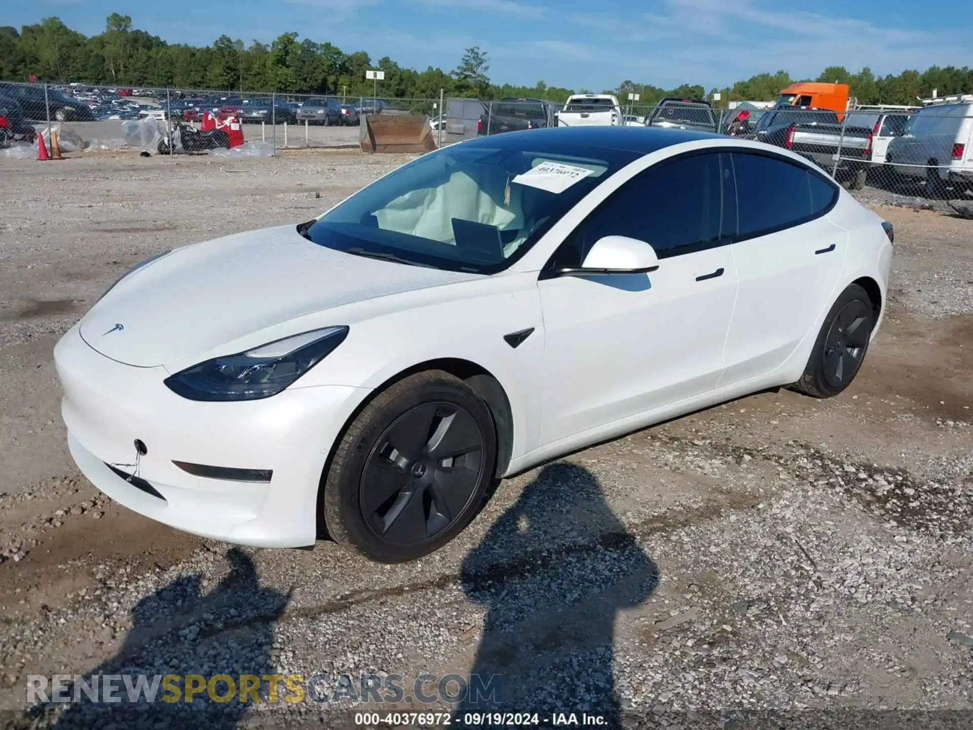 2 Photograph of a damaged car 5YJ3E1EB0NF193421 TESLA MODEL 3 2022