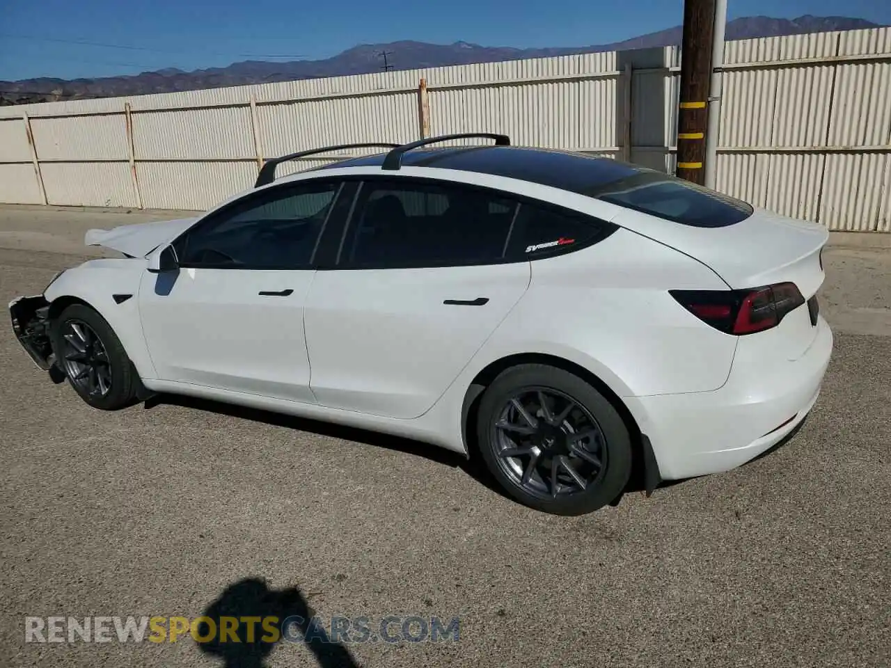 2 Photograph of a damaged car 5YJ3E1EB0NF195475 TESLA MODEL 3 2022