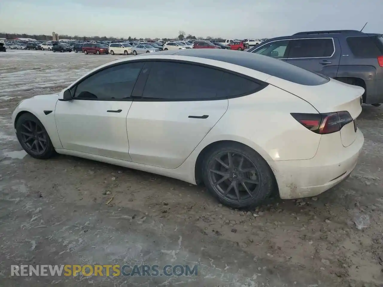 2 Photograph of a damaged car 5YJ3E1EB0NF201243 TESLA MODEL 3 2022