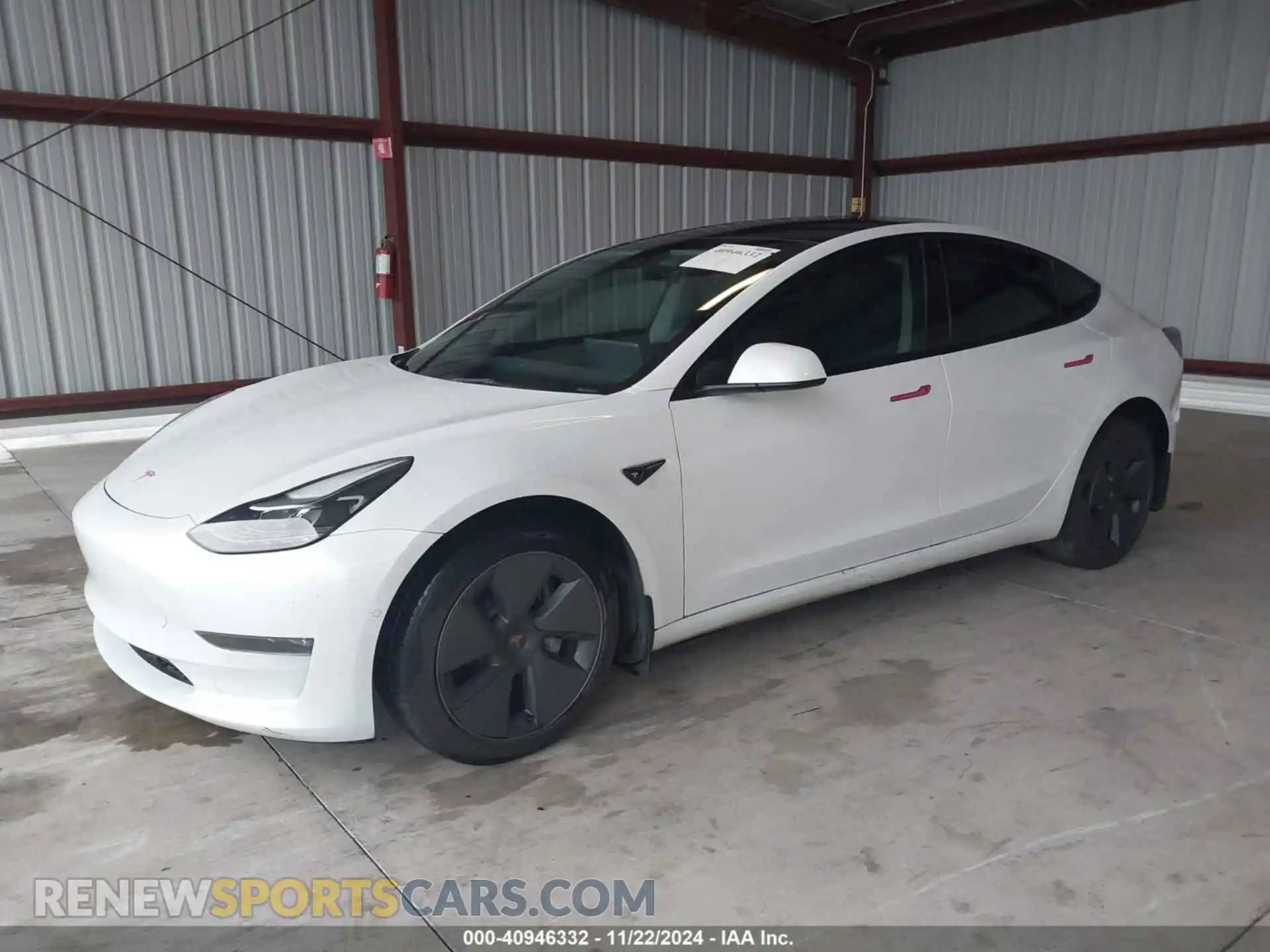 2 Photograph of a damaged car 5YJ3E1EB0NF256081 TESLA MODEL 3 2022