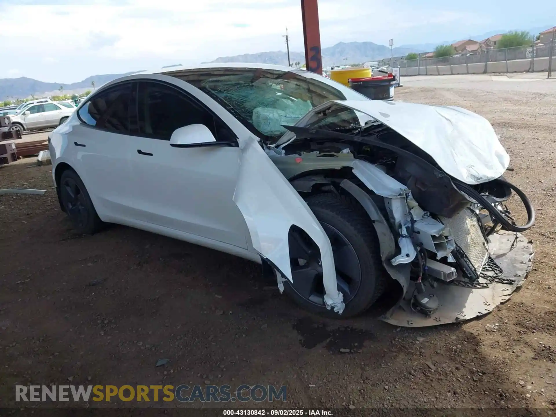 1 Photograph of a damaged car 5YJ3E1EB0NF256324 TESLA MODEL 3 2022
